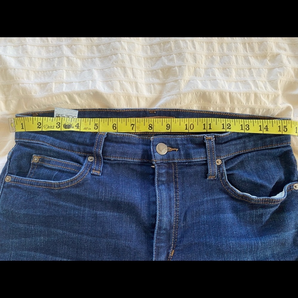 Joe’s Jeans - skinny, stretchy, and cropped EUC